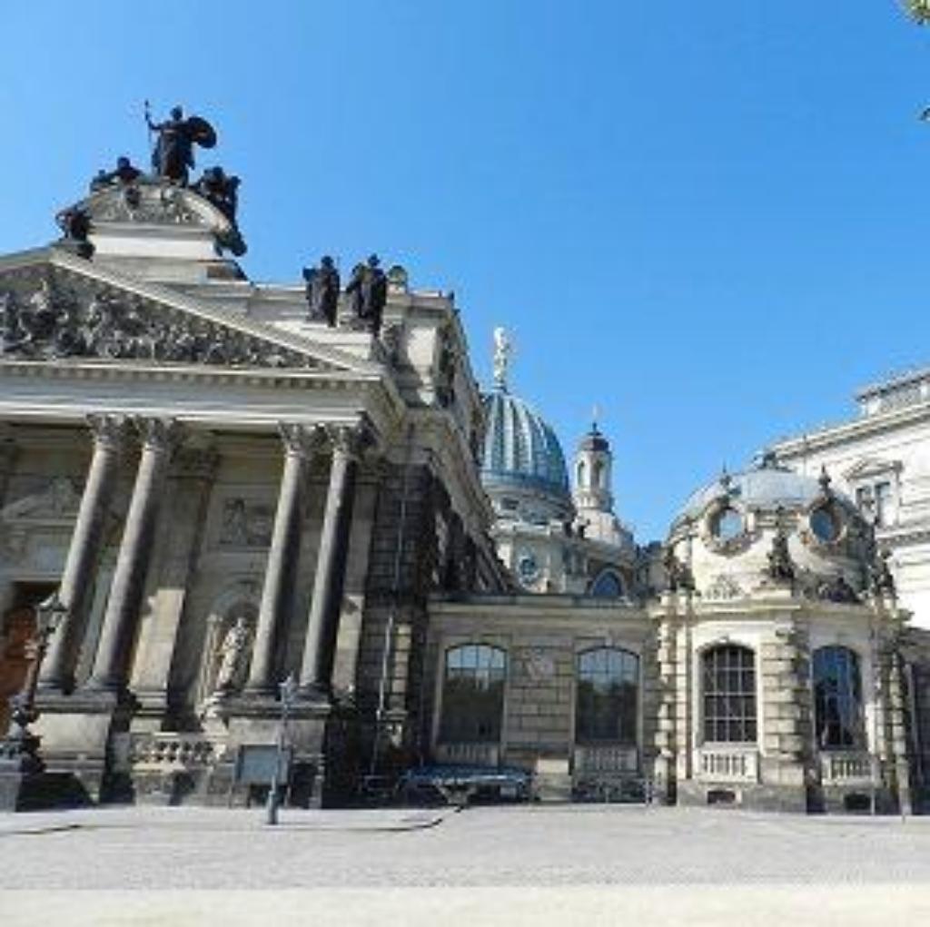 dresden-165813_1920